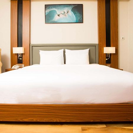 Van Phat Riverside Hotel Can Tho Εξωτερικό φωτογραφία
