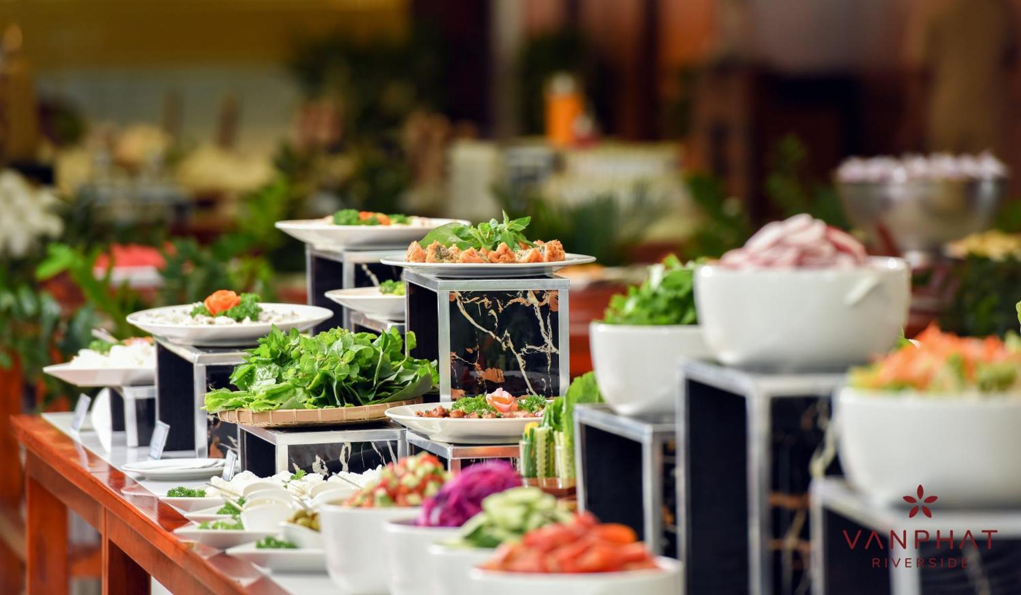 Van Phat Riverside Hotel Can Tho Εξωτερικό φωτογραφία