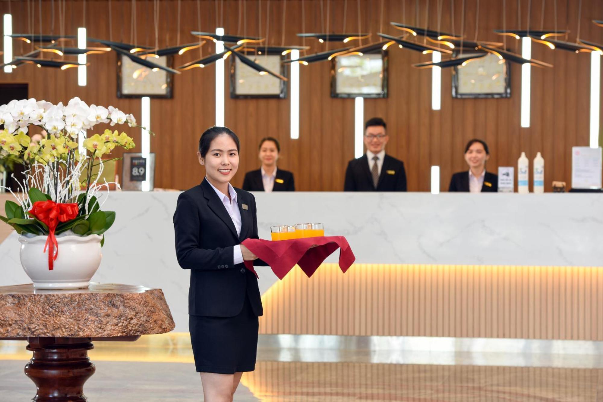 Van Phat Riverside Hotel Can Tho Εξωτερικό φωτογραφία