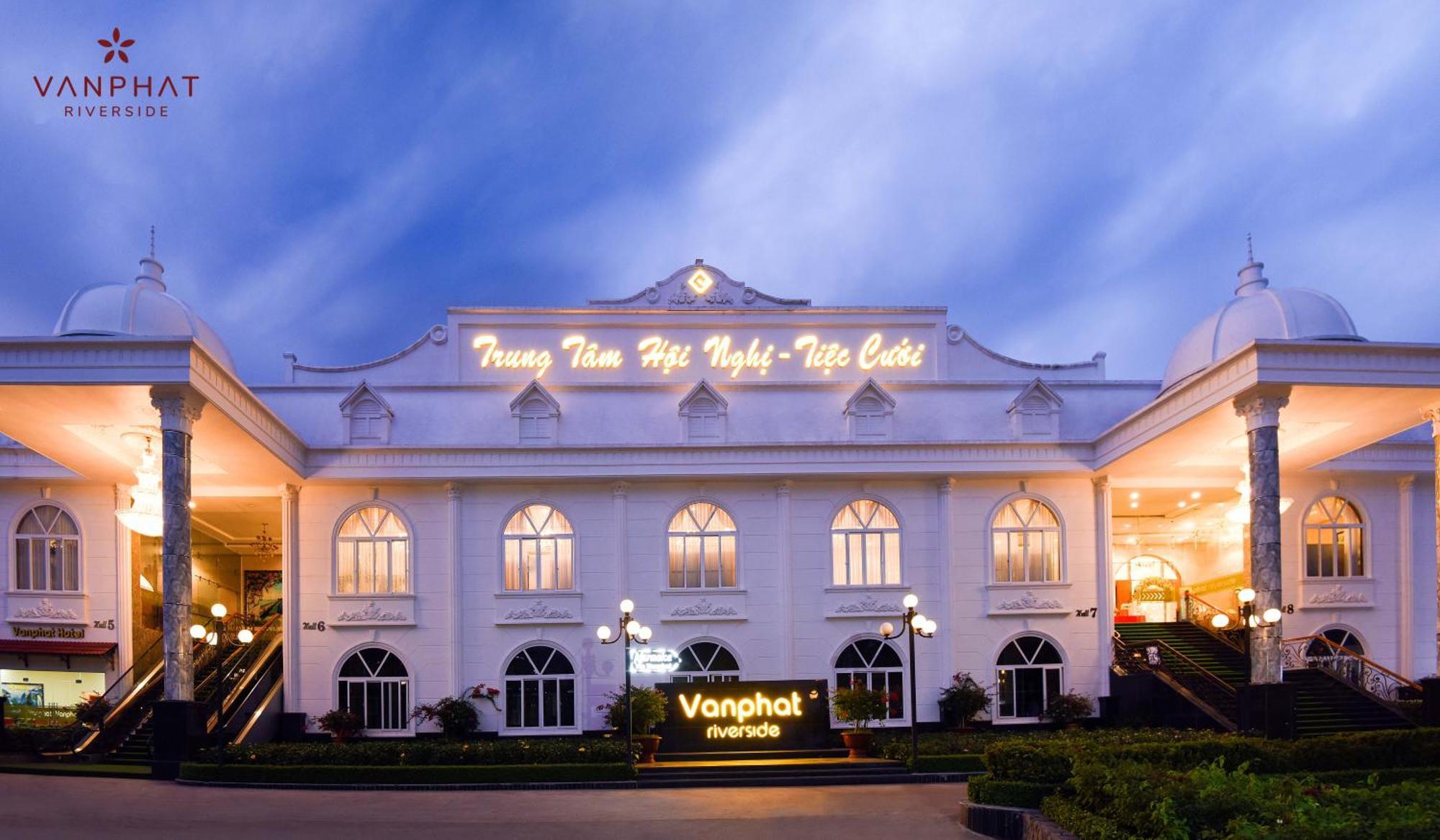 Van Phat Riverside Hotel Can Tho Εξωτερικό φωτογραφία
