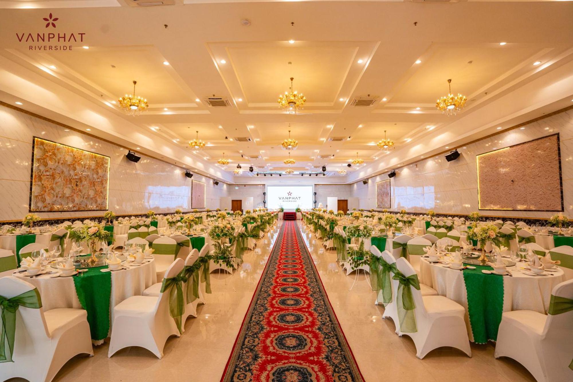 Van Phat Riverside Hotel Can Tho Εξωτερικό φωτογραφία