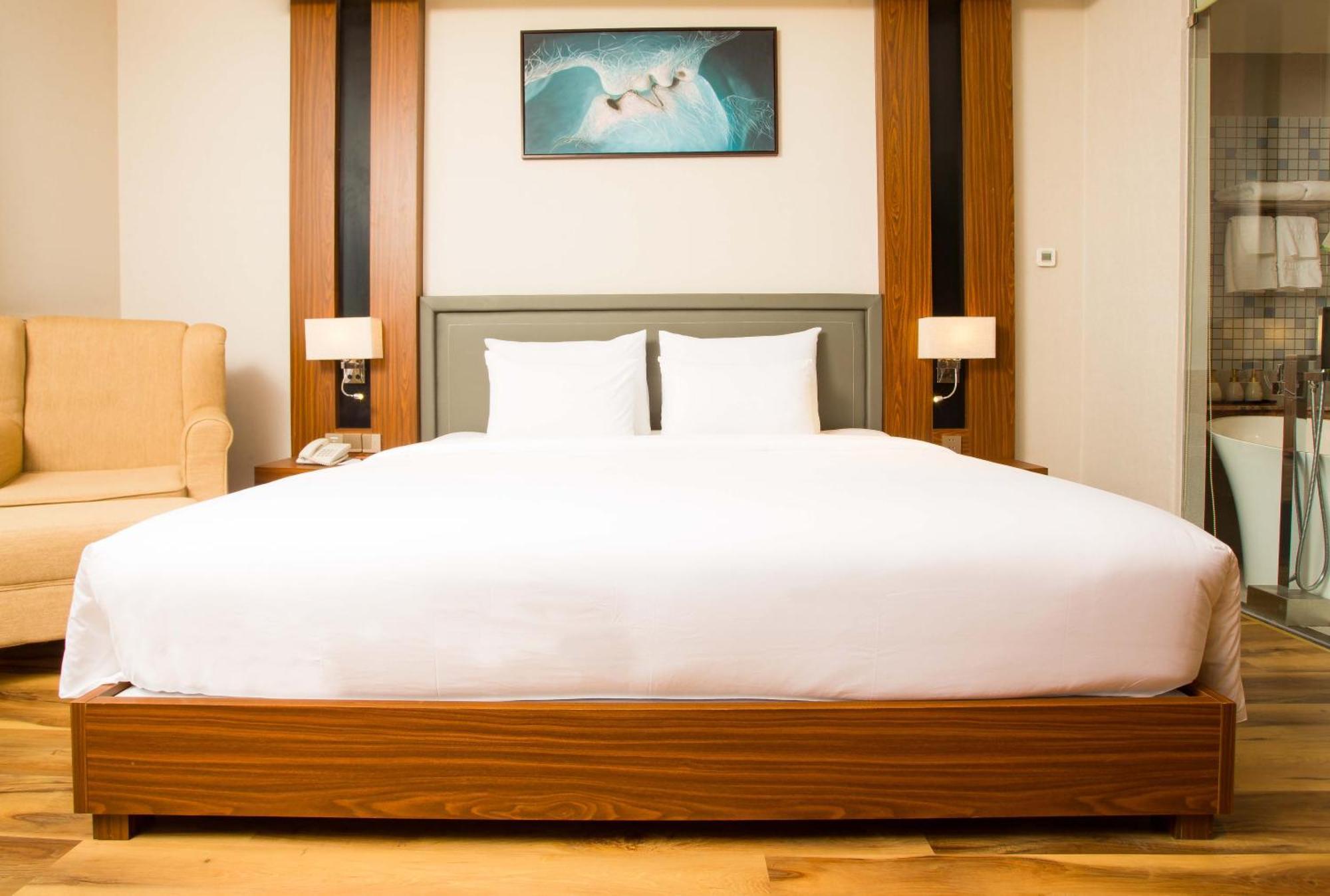 Van Phat Riverside Hotel Can Tho Εξωτερικό φωτογραφία