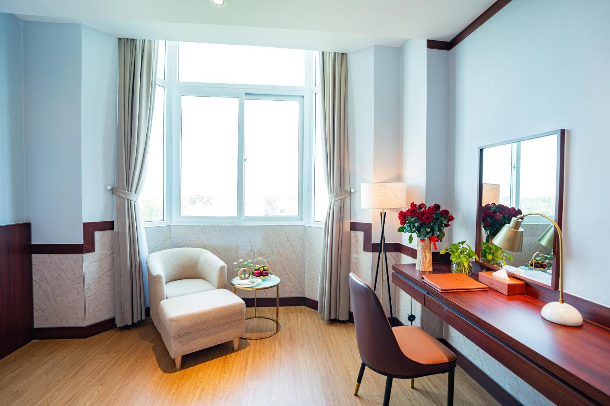 Van Phat Riverside Hotel Can Tho Εξωτερικό φωτογραφία